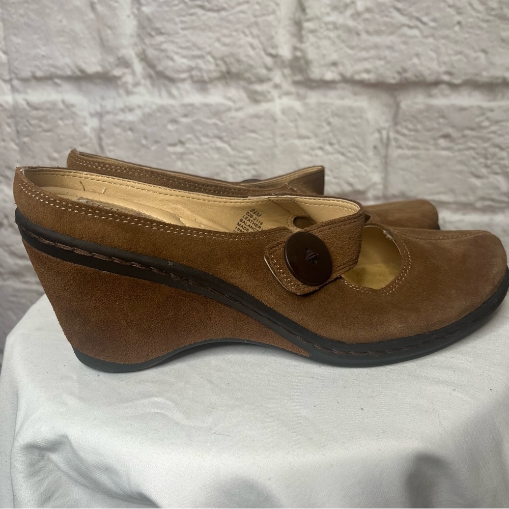 Strictly Comfort Shoes Size‎ 8.5